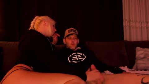 Nick and Tiffany online show from 2, 3, 2025