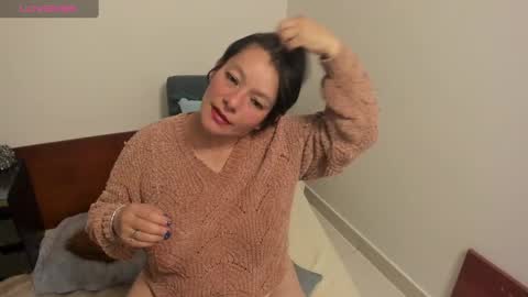 Snapshot of nuit_rose chatting on 12, 1, 2025 nuit_rose online show from 12, 1, 2025