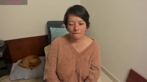 Snapshot of nuit_rose chatting on 12, 1, 2025 nuit_rose online show from 12, 1, 2025
