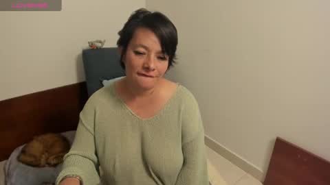 Snapshot of nuit_rose chatting on 14, 1, 2025 nuit_rose online show from 14, 1, 2025