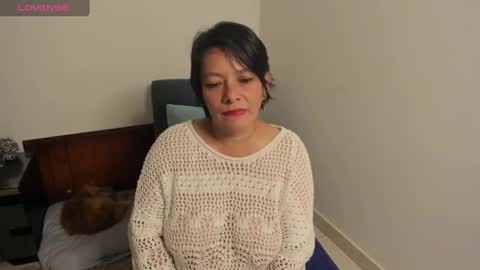 Snapshot of nuit_rose chatting on 4, 2, 2025 nuit_rose online show from 4, 2, 2025
