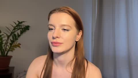 Snapshot of nura_foxx chatting on 9, 3, 2025 nura_foxx online show from 9, 3, 2025