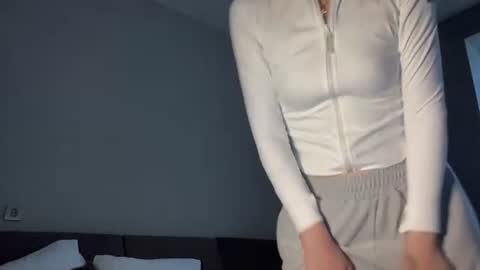 Ema online show from 7, 4, 2026