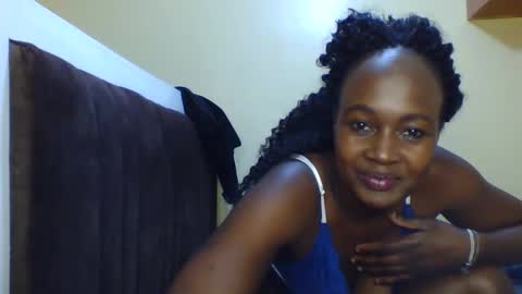 nutgal online show from 17, 10, 2025