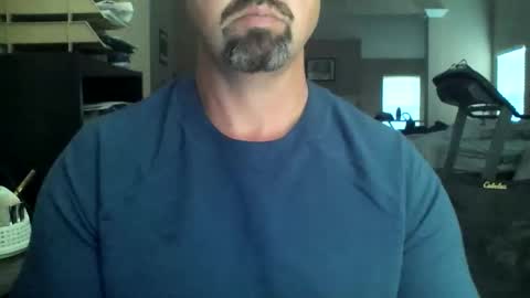 nvrenuff1979 online show from 19, 11, 2025