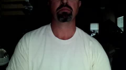 nvrenuff1979 online show from 24, 11, 2025