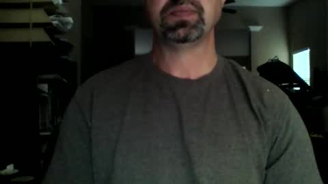 nvrenuff1979 online show from 25, 2, 2026