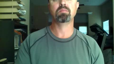 nvrenuff1979 online show from 12, 4, 2026