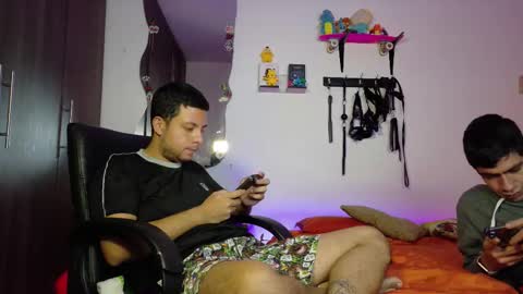 Snapshot of nymphobuddies chatting on 19, 1, 2026 David and Steven Independents online show from 19, 1, 2026