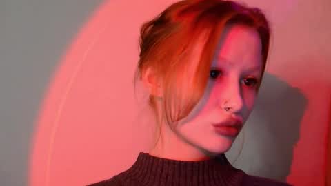 nyra_thira online show from 14, 1, 2026