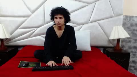 nyx_and_arian online show from 12, 4, 2026