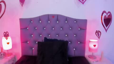   online show from 19, 2, 2025