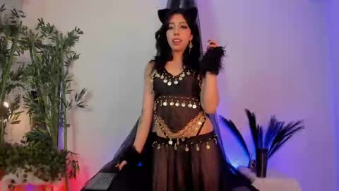   online show from 10, 3, 2025