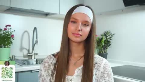 molly in da love online show from 12, 6, 2026