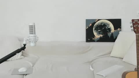 Snapshot of oceanic_soul chatting on 7, 4, 2026 Liana online show from 7, 4, 2026