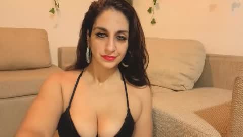 Snapshot of odalisca_bellydancer chatting on 25, 3, 2026 Daniela Dany online show from 25, 3, 2026