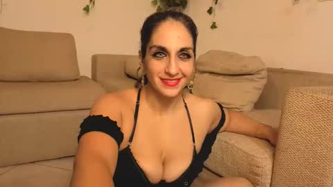 Snapshot of odalisca_bellydancer chatting on 29, 3, 2026 Daniela Dany online show from 29, 3, 2026