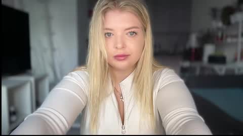 Snapshot of odriolsen chatting on 14, 4, 2026 Odri online show from 14, 4, 2026
