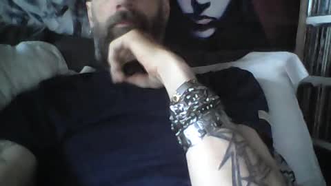 Snapshot of oedipe666 chatting on 15, 6, 2026 oedipe666cam online show from 15, 6, 2026