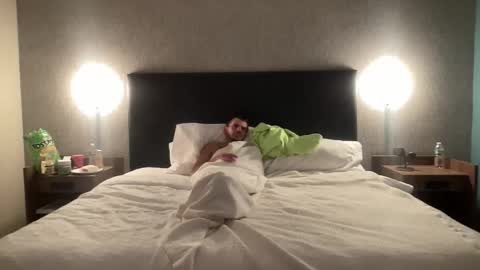 Snapshot of ofthatguy chatting on 15, 2, 2026 ofthatguy online show from 15, 2, 2026