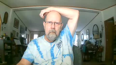 Maximus No Mo online show from 4, 12, 2025