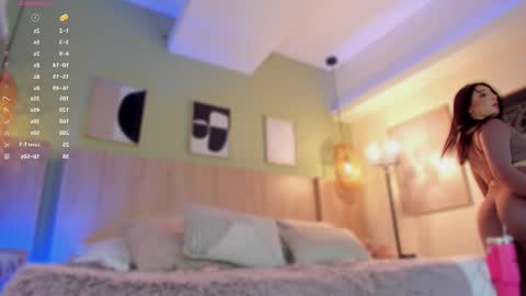 Holly online show from 2, 3, 2026