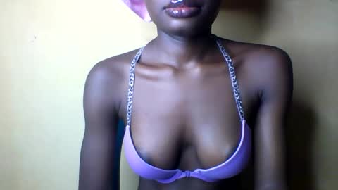 Snapshot of oh_sexyphilo chatting on 15, 10, 2025 philo bby online show from 15, 10, 2025