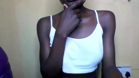 Snapshot of oh_sexyphilo chatting on 18, 10, 2025 philo bby online show from 18, 10, 2025