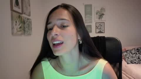 ohanna_ online show from 5, 2, 2026