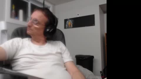 Snapshot of ohbitt chatting on 19, 9, 2025 ohbitt online show from 19, 9, 2025