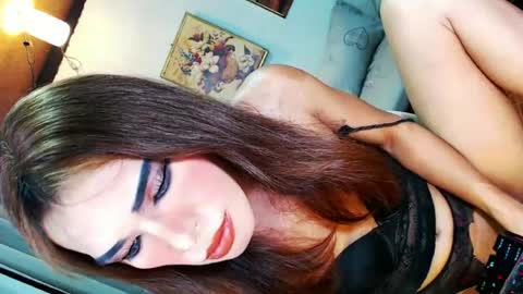 IM CHIE  DONT FORGET TO FOLLOW ME  MAKE ME SMILE HERE  THUMB UP FOR 25TOK  online show from 14, 6, 2026