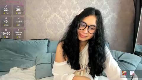 Snapshot of ohminnie chatting on 2, 7, 2026 Maria online show from 2, 7, 2026