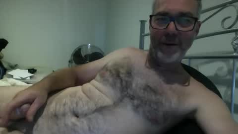 Snapshot of oiledcouple1 chatting on 17, 11, 2025 oiledcouple1 online show from 17, 11, 2025