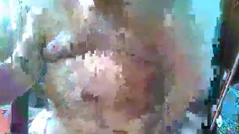 Snapshot of oily27 chatting on 27, 10, 2025 William online show from 27, 10, 2025