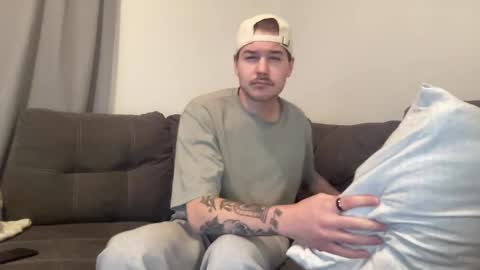 Snapshot of oitnb12345 chatting on 1, 1, 2025 oitnb12345 online show from 1, 1, 2025