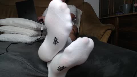 Snapshot of okayletschill chatting on 4, 4, 2026 okayletschill online show from 4, 4, 2026