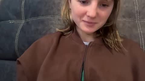 Snapshot of oktavia7777 chatting on 4, 3, 2026 Oktavia7777 online show from 4, 3, 2026