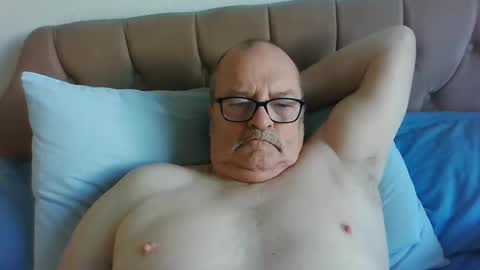 old_fkr online show from 1, 1, 2025