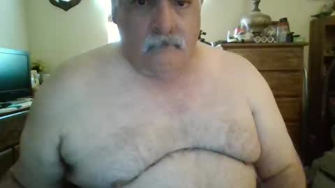 oldcockforyngladies online show from 12, 4, 2026