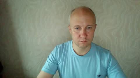 Snapshot of oleg365 chatting on 6, 11, 2025 figaro online show from 6, 11, 2025