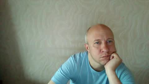 Snapshot of oleg365 chatting on 7, 11, 2025 figaro online show from 7, 11, 2025
