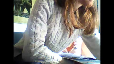 Snapshot of olegoude chatting on 2, 11, 2025 OleGoude online show from 2, 11, 2025