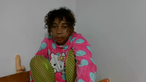 Snapshot of olinaa chatting on 7, 7, 2026 olinaa online show from 7, 7, 2026