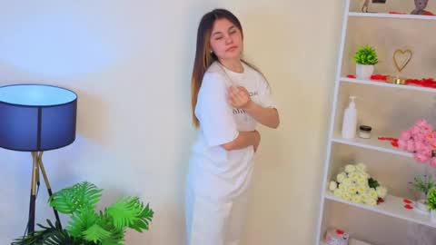 Lana online show from 24, 4, 2026