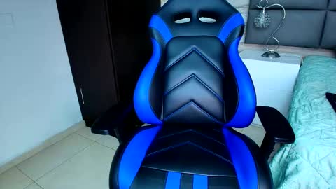 Oliver  online show from 28, 1, 2025