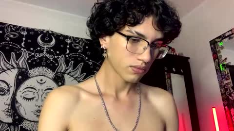 Snapshot of oliver_fast_ chatting on 22, 11, 2025 Oliver fast online show from 22, 11, 2025