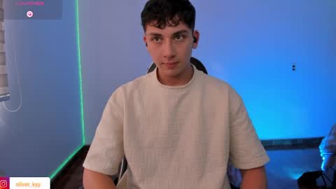 Snapshot of oliver_kyy chatting on 2, 6, 2026 oliveeer online show from 2, 6, 2026