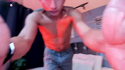 Snapshot of oliver_mr_ chatting on 13, 12, 2025 oliver mr online show from 13, 12, 2025