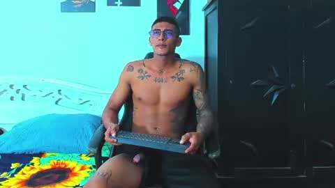 oliver_smith_2 online show from 25, 6, 2026