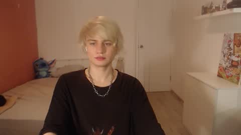 Snapshot of oliver_sweet_ chatting on 9, 10, 2025 Oliver online show from 9, 10, 2025